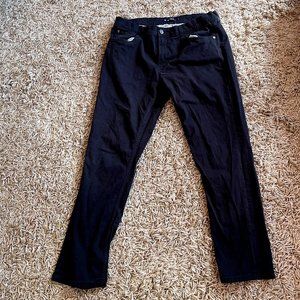 Jeans. BenScherman. Size 36W 32L.